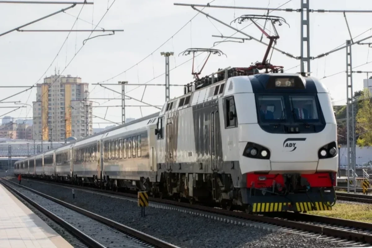 Bakı–Tbilisi-Bakı qatarında aktiv bilet satışı dövrü 30 gündən 90 günə artırılacaq