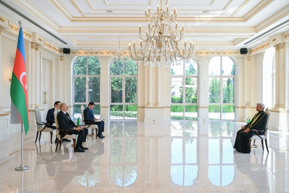 Prezident İlham Əliyev Omanın yeni səfirinin etimadnaməsini qəbul edib