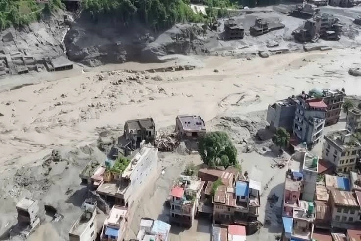 Nepalda daşqınlarda 600-ə yaxın insan itkin düşüb, 400-ü xarici vətəndaşdır - YENİLƏNİB-3
