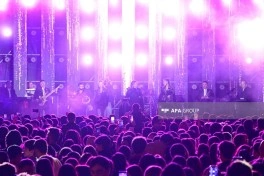 Zeytun Festivalında estrada ulduzlarının konserti olub