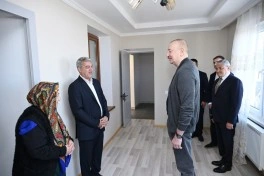 Prezident İlham Əliyev Şuşanın Böyük Qaladərəsi kəndində görülən işlərlə tanış olub, sakinlərlə görüşüb - FOTO - YENİLƏNİB