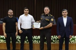 FHN-də yarışlarda uğur qazanmış yeniyetmə və gənc idmançılarla görüş keçirilib