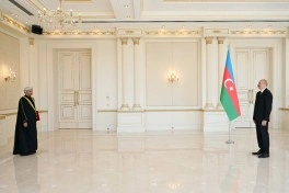 Prezident İlham Əliyev Omanın yeni səfirinin etimadnaməsini qəbul edib