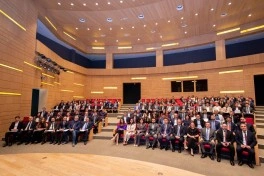 ADY və ADA Universitetinin “Liderlərin İnkişafı Proqramı” uğurla yekunlaşıb - FOTO