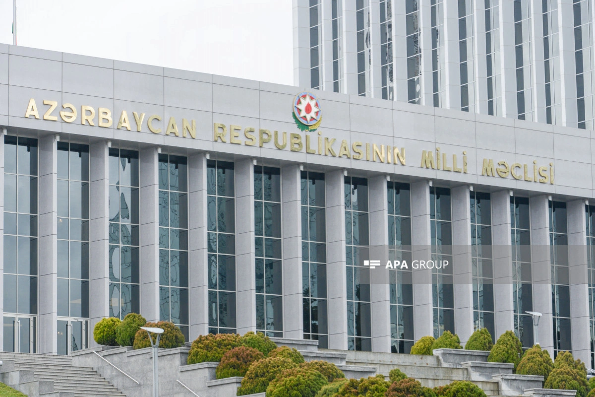 Ödənişli təhsil aldıqları müddətdə təhsil haqqı dövlət hesabına ödəniləcək şəxslərin əhatə dairəsi genişləndirilir