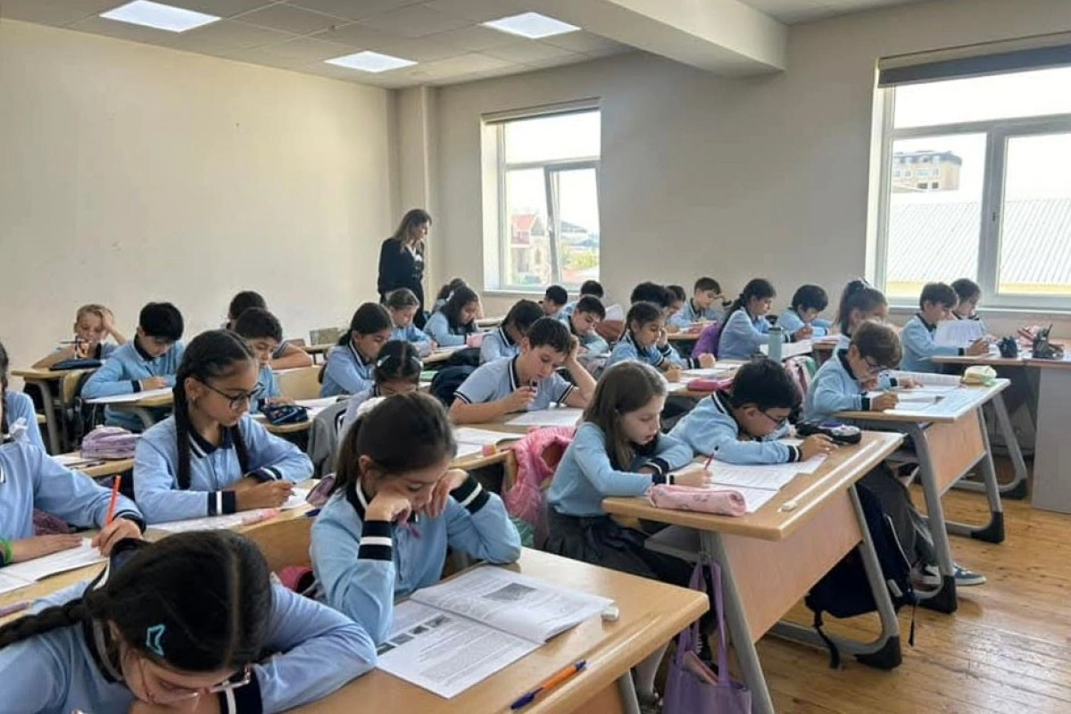Nazir Azərbaycanda ümumi təhsil üzrə 12 illik tədrisə keçidlə bağlı məsələyə aydınlıq gətirib