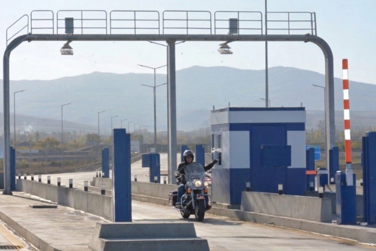 Ödənişli avtomobil yollarında motosikletlər üçün yeni tariflər müəyyən edilib