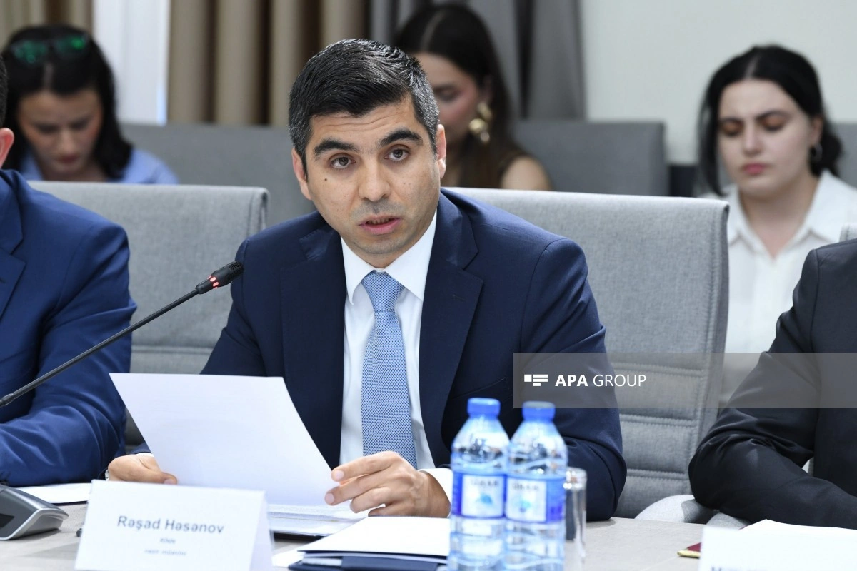 Nazir müavini: Qanun sosial şəbəkələrin bağlanmasını deyil, nəzarətin gücləndirilməsini nəzərdə tutur