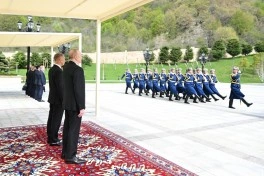 Qəbələdə Çexiyanın Baş naziri Andrey Babişin rəsmi qarşılanma mərasimi olub