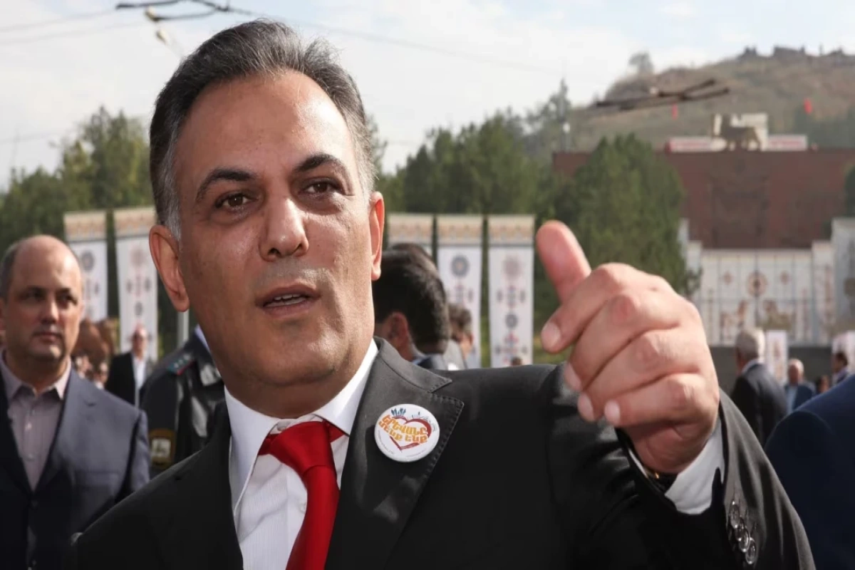İrəvanın sabiq meri həbs olunub