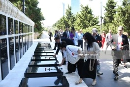 Türkiyə nümayəndə heyəti Şəhidlər xiyabanı və Türk şəhidliyini ziyarət edib - FOTO