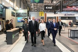 Prezident İlham Əliyev “ADEX 2026” və “Securex Caspian” sərgiləri ilə tanış olub - YENİLƏNİB