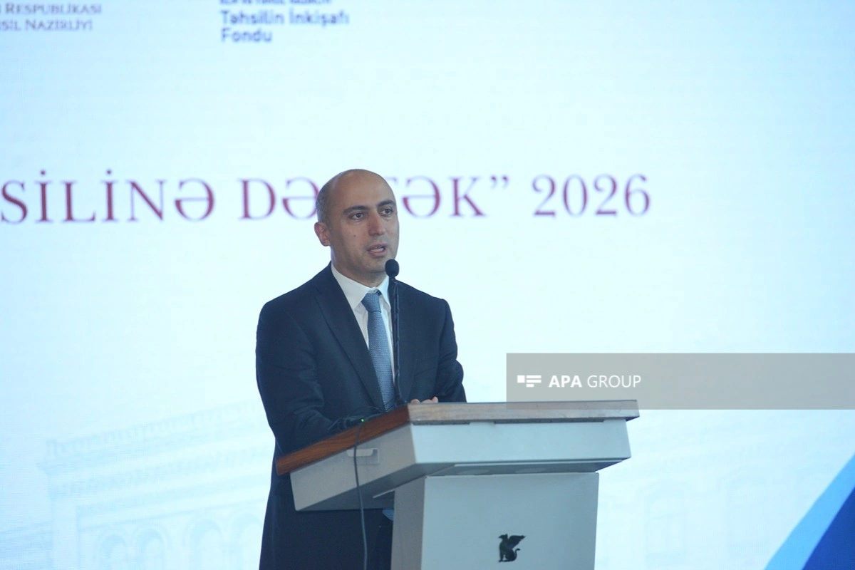Emin Əmrullayev: Anası ali təhsilli olan şagirdlərin nəticələri daha yuxarı olur