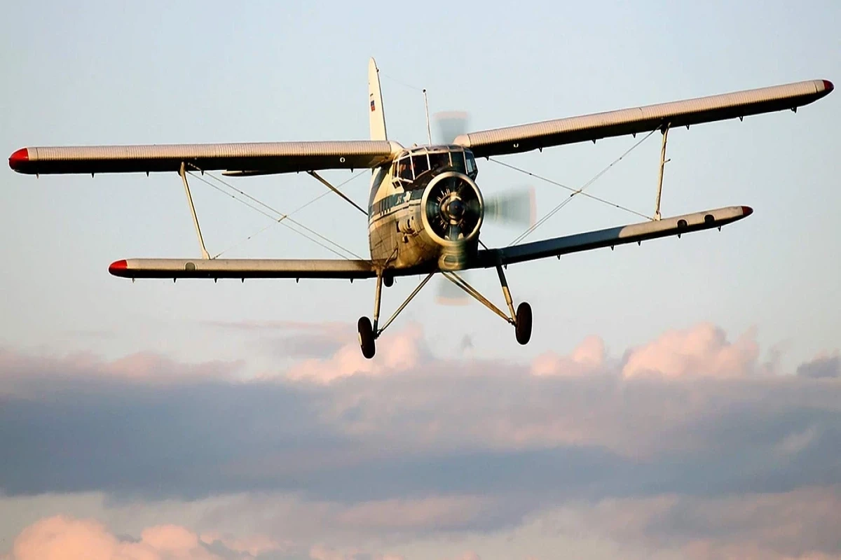 Qazaxıstanda təyyarə qəzaya uğrayıb, pilot ölüb
