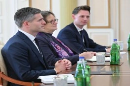 Prezident İlham Əliyev Niderlandın xarici işlər nazirini qəbul edib