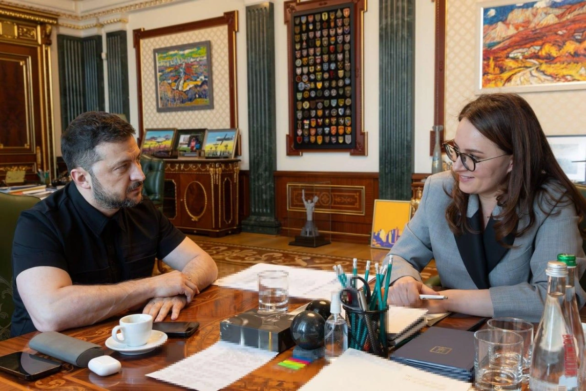 "Politico": Zelenski ABŞ-dakı səfir vəzifəsinə namizəd tapa bilmir