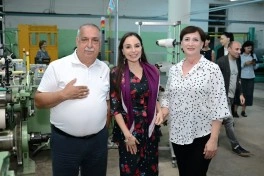 Leyla Əliyeva “Azəripək” ASC-nin fəaliyyəti ilə yaxından tanış olub