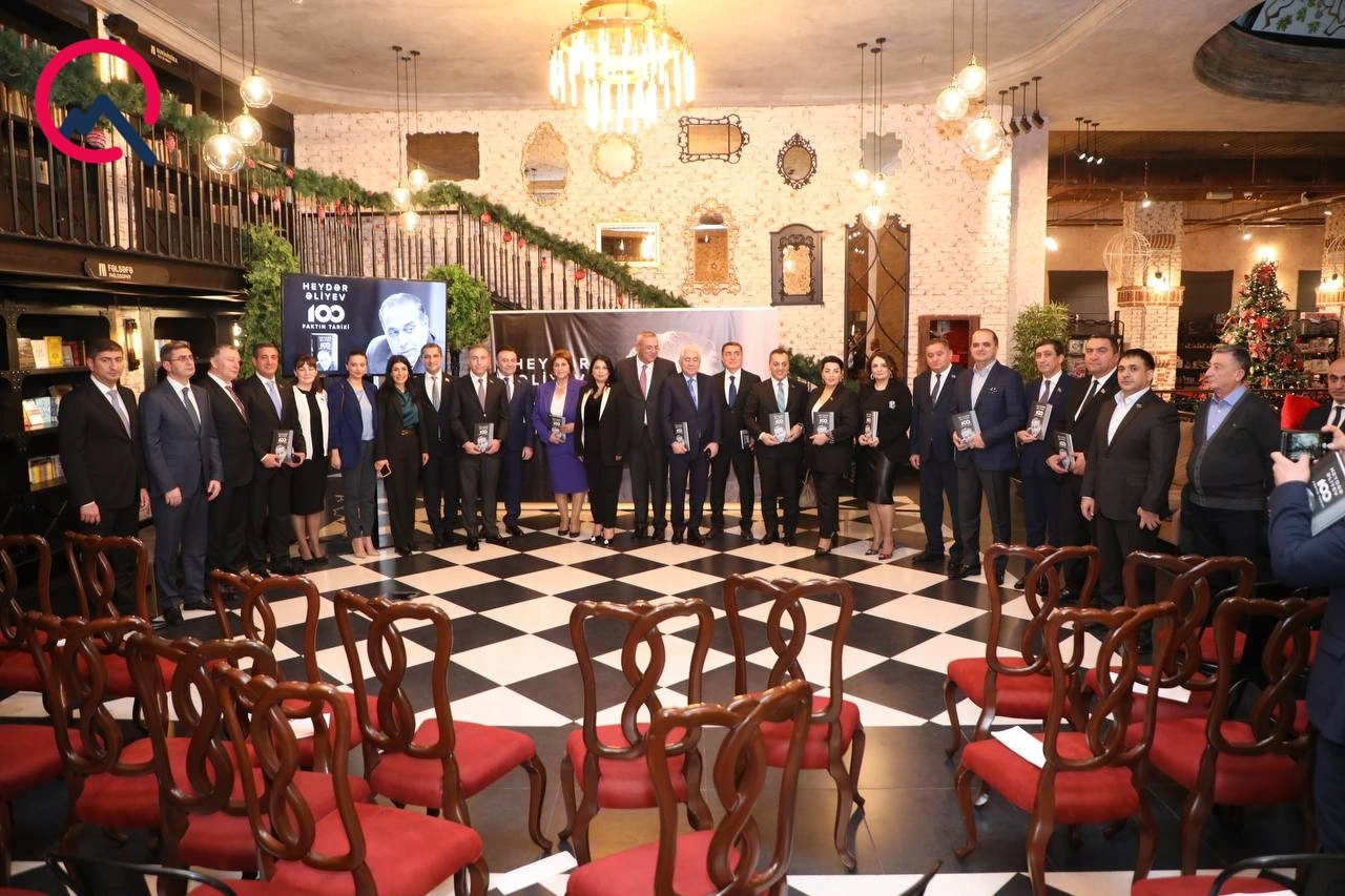 “Heydər Əliyev. 100 Faktın Tarixi” kitabının təqdimatı oldu  - Fotolar
