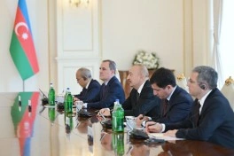 Prezident İlham Əliyevin Laos Prezidenti ilə geniş tərkibdə görüşü olub - FOTO