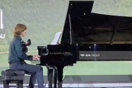 XV Qəbələ Beynəlxalq Musiqi Festivalı çərçivəsində kamera musiqisi axşamı keçirilib - FOTO