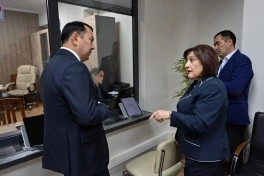 Sahibə Qafarova Qırğızıstan parlamentinin sədri ilə görüşüb - FOTO