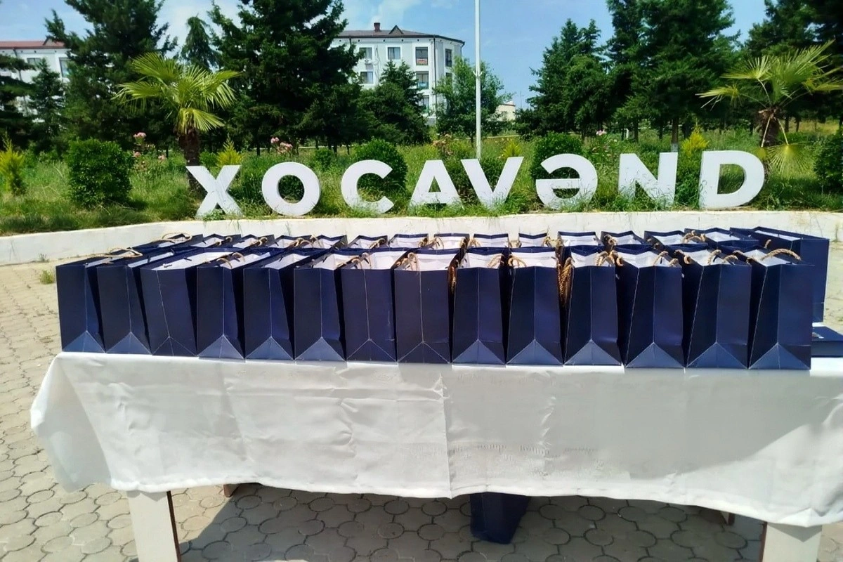Xocavəndin iki kəndinə 39 ailə köçürülüb, mənzillərin açarları təqdim olunub