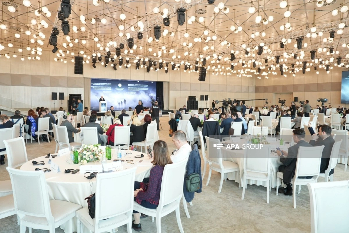 İtkin düşmüş şəxslər üzrə beynəlxalq konfransda humanitar əməkdaşlığın gücləndirilməsi müzakirə olunub - FOTO