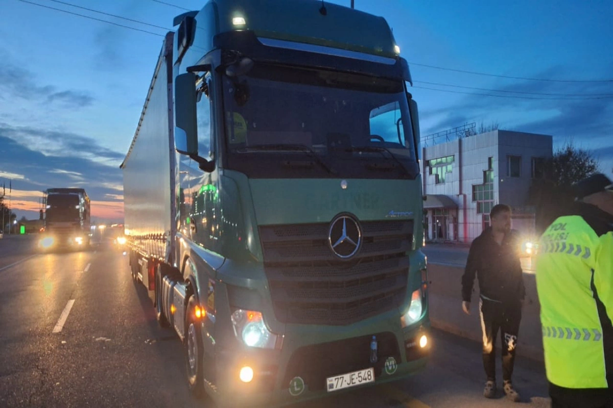 Ucarda "TIR"ın vurduğu piyada ölüb