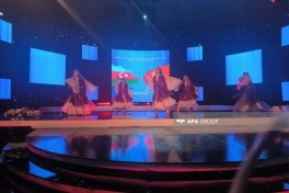 Azərbaycanlı jurnalistlər Qırğızıstanın aparıcı dövlət media korporasiyasının işi ilə tanış olublar - FOTO