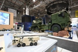 Prezident İlham Əliyev “ADEX 2026” və “Securex Caspian” sərgiləri ilə tanış olub - YENİLƏNİB