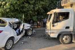 Şirvanda iki avtomobil toqquşub, ölən və yaralanan var - YENİLƏNİB