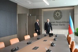 Prezident İlham Əliyev Mərkəzi Bankın yeni binasının açılışında iştirak edib - FOTO
