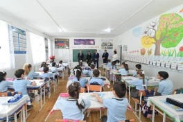 Emin Əmrullayev Qaxda tədris prosesi ilə tanış olub