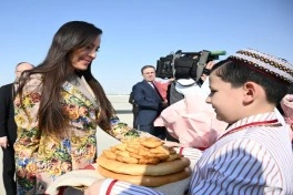 Leyla Əliyeva Türkmənistanda səfərdədir