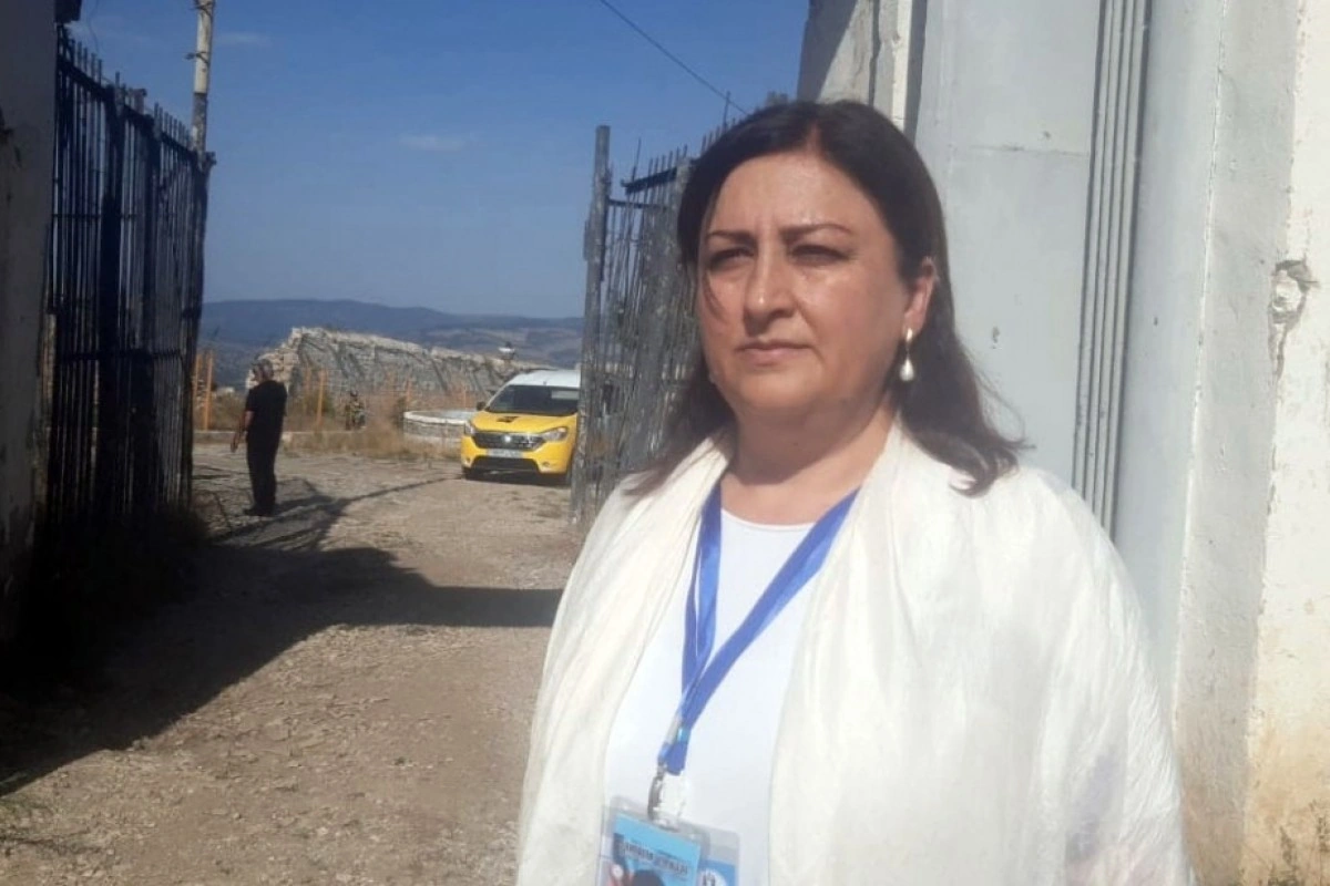 Könül Behbudova: Məktəblərdə müəyyən edilmiş geyim qaydalarına riayət edilməlidir