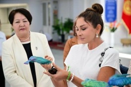 Birinci xanım Mehriban Əliyeva Çolpon-Ata şəhərində “Altın-Balalık” sağlamlıq və reabilitasiya mərkəzi ilə tanış olub - FOTO