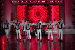 XV Qəbələ Beynəlxalq Musiqi Festivalı çərçivəsində Moldova musiqisi və rəqsləri təqdim olunub - FOTO