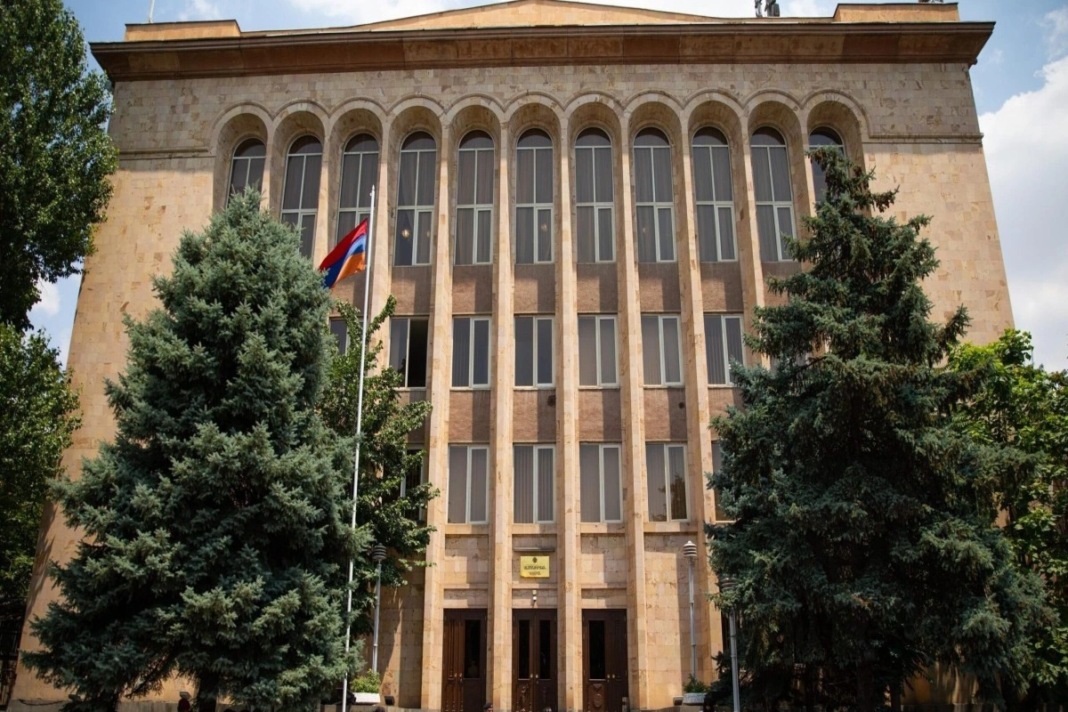 Ermənistan Konstitusiya Məhkəməsi seçkilərin nəticələrinin ləğvi ilə bağlı müraciətləri icraata qəbul edib