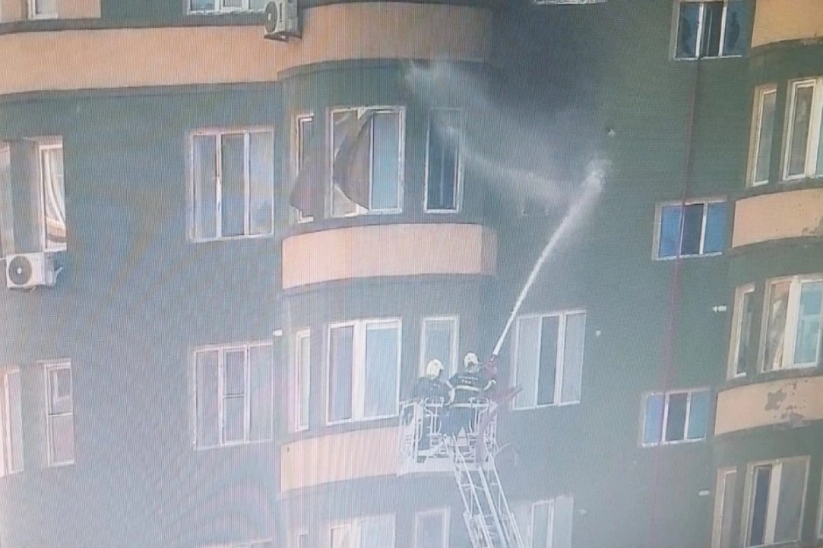 Masazırda yaşayış binasında yanğın baş verib - FOTO