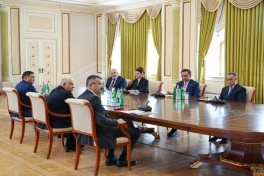 Prezident İlham Əliyev TDT-yə üzv ölkələrin təhlükəsizlik üzrə rəhbər şəxslərini qəbul edib
