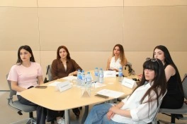“Rəqəmsal mediada ədəbi dil standartları: müasir yazı texnikası və praktik redaktə” mövzusunda təlimlərə başlanılıb