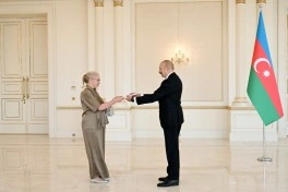 Prezident İlham Əliyev İsveçin Azərbaycana yeni təyin olunmuş səfirini qəbul edib