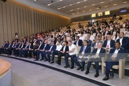 IV Şuşa Qlobal Media Forumu: Rəqəmsal platformalarda təhlükəsiz informasiya mühiti ilə bağlı sessiya keçirilib - FOTO