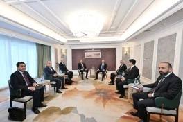 Bişkekdə Prezident İlham Əliyevlə Nikol Paşinyan arasında görüş keçirilir - FOTO - VİDEO - YENİLƏNİB