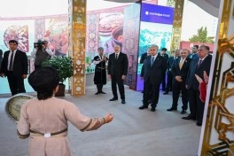 Prezident İlham Əliyev MDB Ölkələrinin Milli Kulinariya Festivalı ilə tanış olub, rəsmi qəbulda iştirak edib
