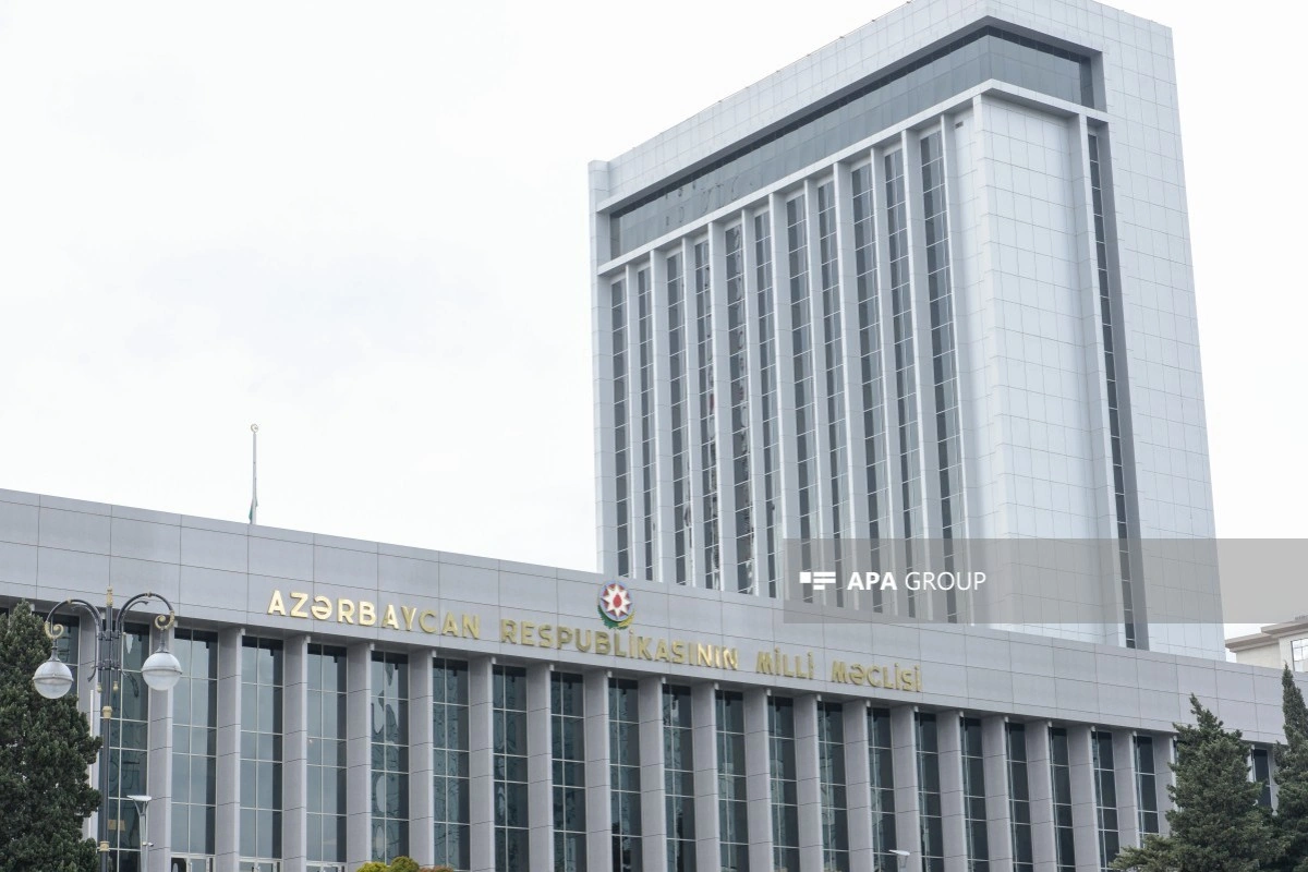 Əcnəbilərin Azərbaycanda müvəqqəti olma müddətinin uzadılması prosedurları elektronlaşdırılır