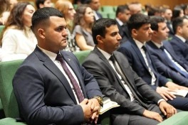 ƏƏSMN-də dövlət qulluğuna yeni qəbul edilən əməkdaşların andiçmə mərasimi olub