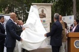 Ankara Universitetində Əhməd bəy  Ağaoğlunun barelyefi və adına auditoriya açılıb - FOTO