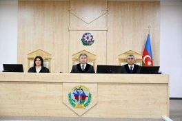Arayik Harutyunyan və digərlərinin şikayətləri üzrə apellyasiya məhkəməsində hakimlər kollegiyası müşavirəyə gedib