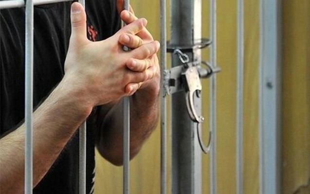 11 il əvvəl rus yeniyetməni bıçaqlayan şəxs həbs edilmədi